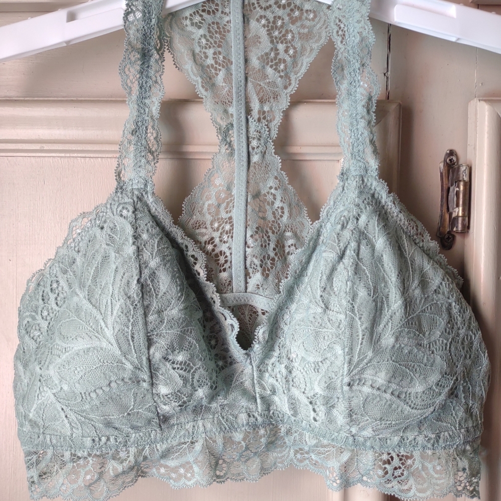 Auden lace t back bralettes- 2
